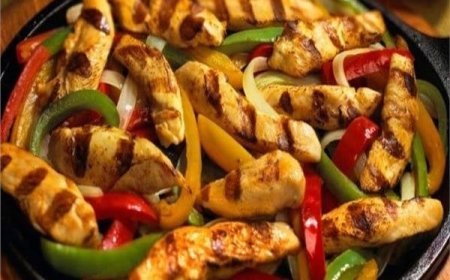 شاورما الدجاج في المنزل: خطوة بخطوة لطعم لا يُنسى!