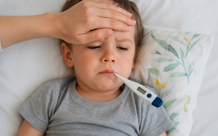 ارتفاع الحرارة عند الأطفال: الأسباب والعلاج الفعّال